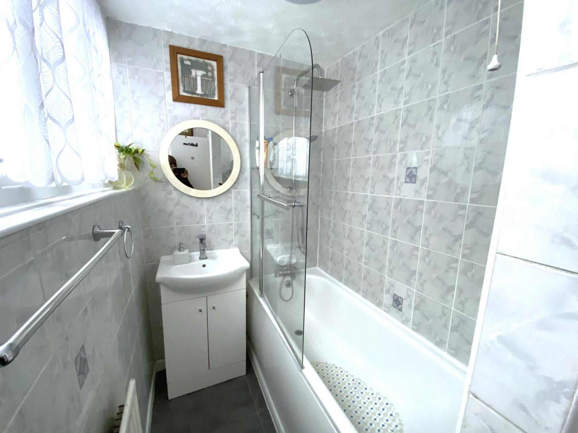 Laret Guest House London Exterior photo